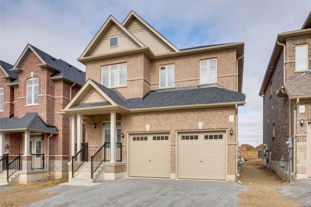 13 Copperhill Hts, House detached with 4 bedrooms, 3 bathrooms and 4 parking in Barrie ON | Card Image