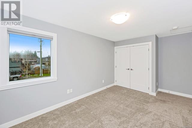 1023 Englewood Ave, House detached with 5 bedrooms, 3 bathrooms and 3 parking in Langford BC | Image 35
