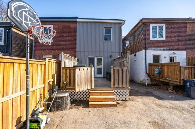 404 Davisville Ave, House semidetached with 3 bedrooms, 2 bathrooms and 2 parking in Toronto ON | Image 24