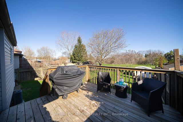 255 Brantwood Park Rd, House detached with 2 bedrooms, 2 bathrooms and 4 parking in Brantford ON | Image 19