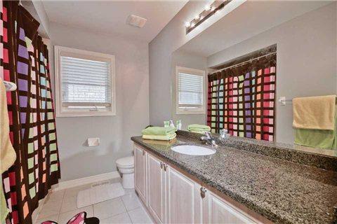 37 Givon St, House detached with 5 bedrooms, 5 bathrooms and 2 parking in Vaughan ON | Image 13