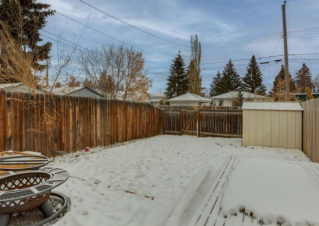 8034 24 Street Se, Home with 3 bedrooms, 1 bathrooms and 2 parking in Calgary AB | Image 20