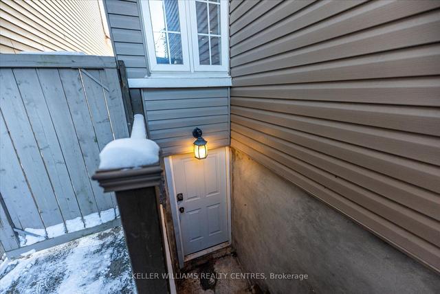 481 Jones Ave, House detached with 3 bedrooms, 3 bathrooms and 2 parking in Toronto ON | Image 18