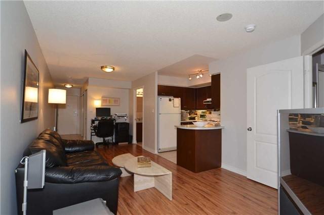 1113 - 3 Rean Dr, Condo with 1 bedrooms, 1 bathrooms and 1 parking in Toronto ON | Image 3