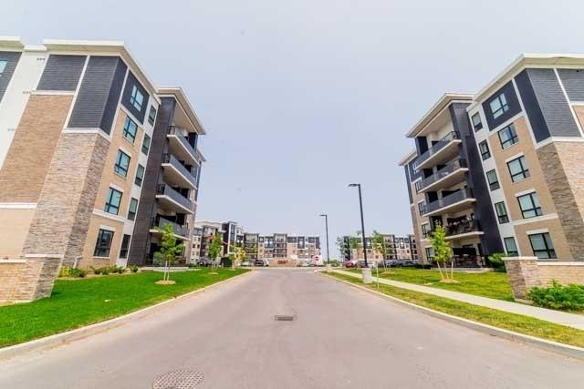 102 - 1419 Costigan Rd, Condo with 1 bedrooms, 1 bathrooms and 2 parking in Milton ON | Image 2