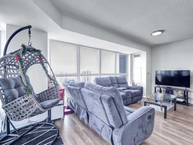 1505 - 30 Meadowglen Pl, Condo with 2 bedrooms, 2 bathrooms and 1 parking in Toronto ON | Image 18