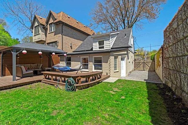 50 South Kingsway, House detached with 3 bedrooms, 2 bathrooms and 4 parking in Toronto ON | Image 28