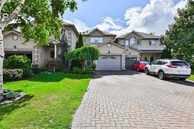 2152 Crosswinds Crt, House attached with 3 bedrooms, 3 bathrooms and 5 parking in Burlington ON | Image 12
