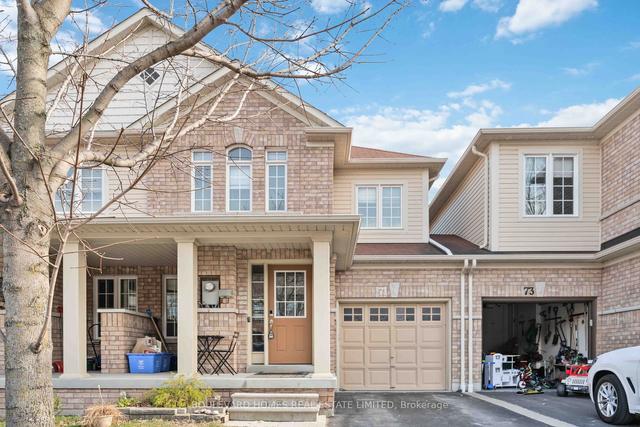 71 Elliottglen Dr, House attached with 3 bedrooms, 4 bathrooms and 3 parking in Ajax ON | Image 1