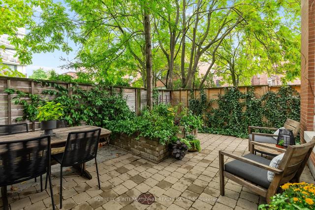 th1 - 385 Brunswick Ave, Townhouse with 4 bedrooms, 3 bathrooms and 2 parking in Toronto ON | Image 19