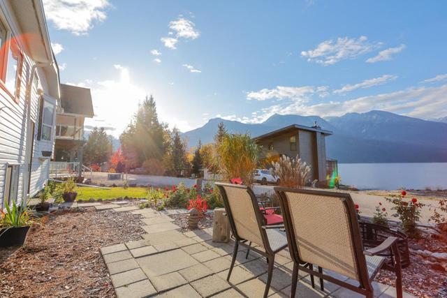 810 Silver Cove Drive, House detached with 5 bedrooms, 3 bathrooms and 4 parking in Silverton BC | Image 42