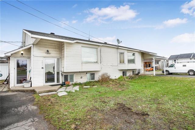 1545 Aberdeen Street, House other with 0 bedrooms, 0 bathrooms and 4 parking in Hawkesbury ON | Image 2