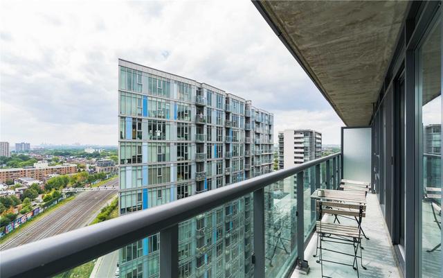 lph10w - 36 Lisgar St, Condo with 2 bedrooms, 2 bathrooms and 1 parking in Toronto ON | Image 11