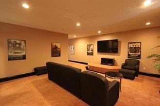 2609 - 633 Bay St, Condo with 1 bedrooms, 1 bathrooms and null parking in Toronto ON | Image 3