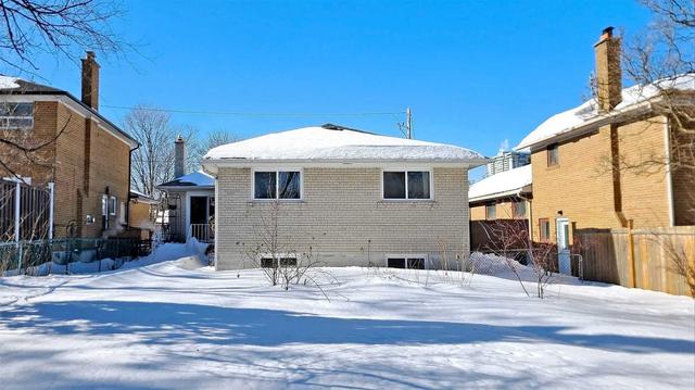 17 Baroness Cres, House detached with 3 bedrooms, 3 bathrooms and 4 parking in Toronto ON | Image 13