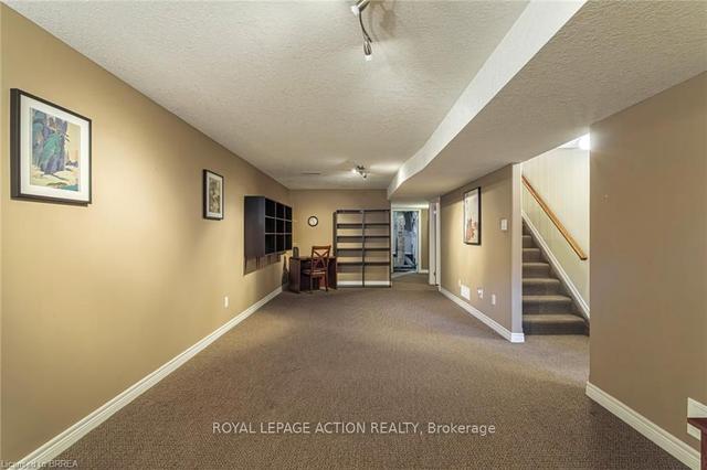 32 - 560 Grey St, Townhouse with 2 bedrooms, 2 bathrooms and 2 parking in Brantford ON | Image 17