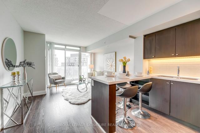 w1002 - 565 Wilson Ave, Condo with 2 bedrooms, 2 bathrooms and 1 parking in Toronto ON | Image 8
