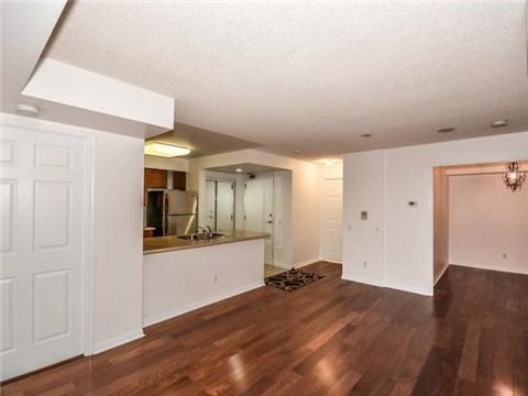 2201 - 153 Beecroft Rd, Condo with 2 bedrooms, 2 bathrooms and 1 parking in Toronto ON | Image 7