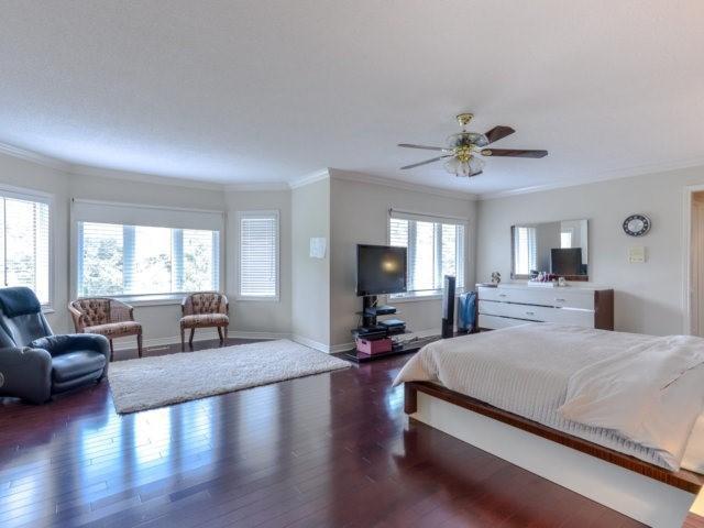 1834 Grosvenor Pl, House detached with 4 bedrooms, 5 bathrooms and 6 parking in Mississauga ON | Image 12