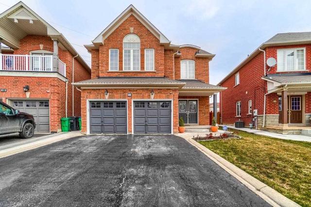 10 Tatra Cres, House detached with 4 bedrooms, 4 bathrooms and 4 parking in Brampton ON | Image 1