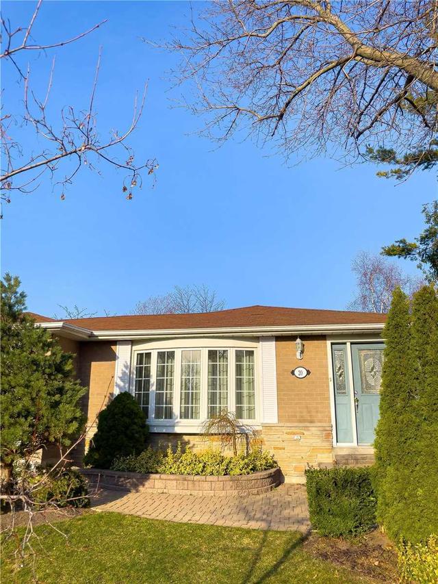 20 Hatchet Pl, House detached with 3 bedrooms, 3 bathrooms and 3 parking in Toronto ON | Image 11