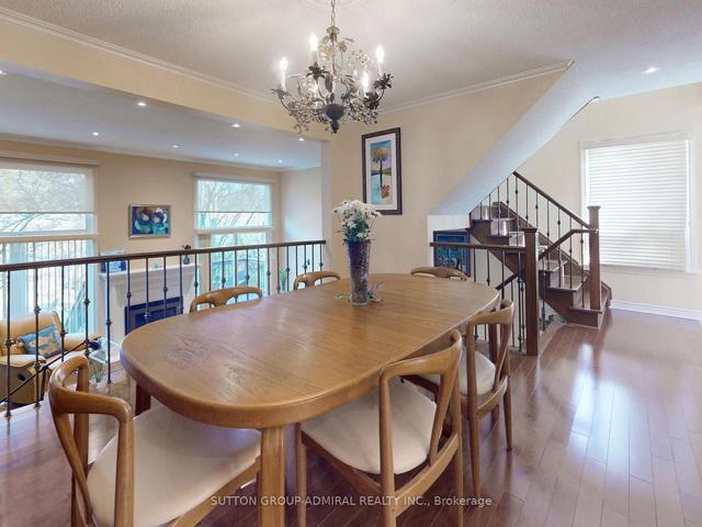 171 Hidden Tr, House semidetached with 3 bedrooms, 3 bathrooms and 4 parking in Toronto ON | Image 3