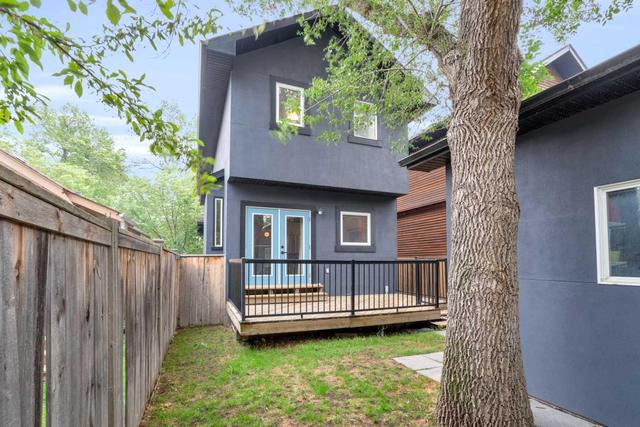 425 10 Street Ne, House detached with 4 bedrooms, 3 bathrooms and 2 parking in Calgary AB | Image 35