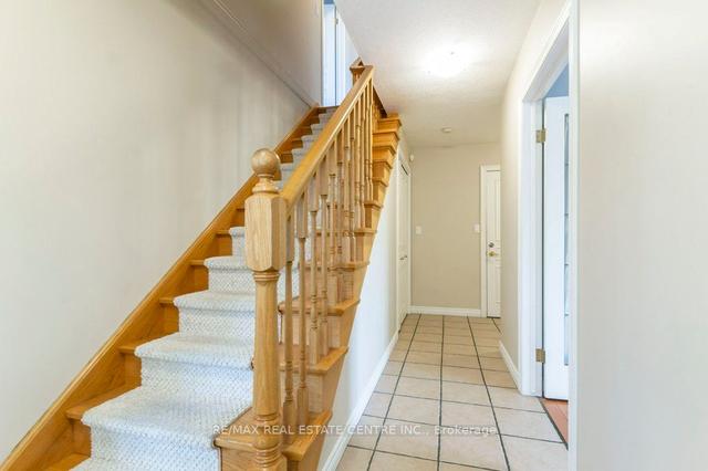 161 Downey Rd S, House detached with 7 bedrooms, 5 bathrooms and 6 parking in Guelph ON | Image 11