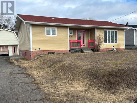395 Main Street, House detached with 2 bedrooms, 1 bathrooms and null parking in Birchy Bay NL | Card Image