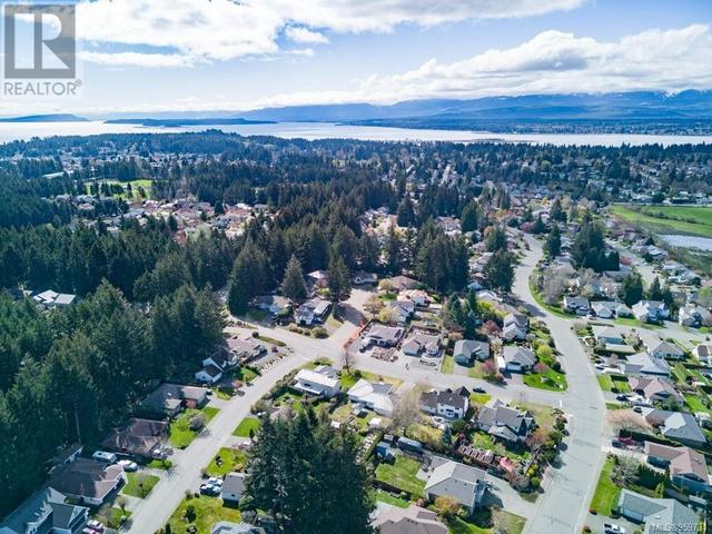 1630 Foxxwood Dr, House detached with 4 bedrooms, 2 bathrooms and 4 parking in Comox BC | Image 48