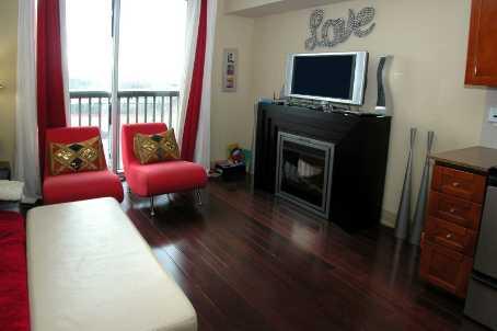 613 - 2737 Keele St, Condo with 1 bedrooms, 1 bathrooms and 1 parking in Toronto ON | Image 3