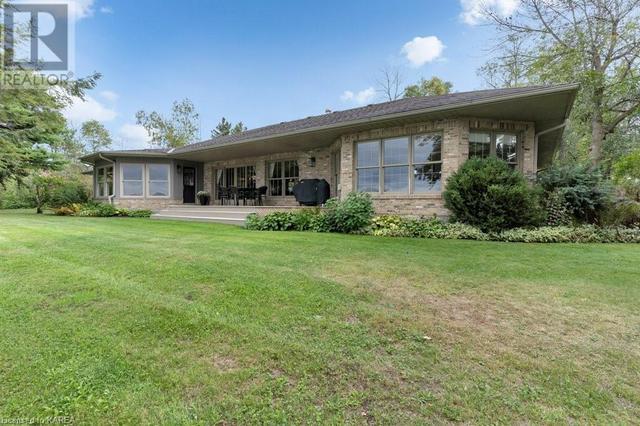 873 North Shore Road, House detached with 3 bedrooms, 2 bathrooms and 10 parking in Frontenac Islands ON | Image 9