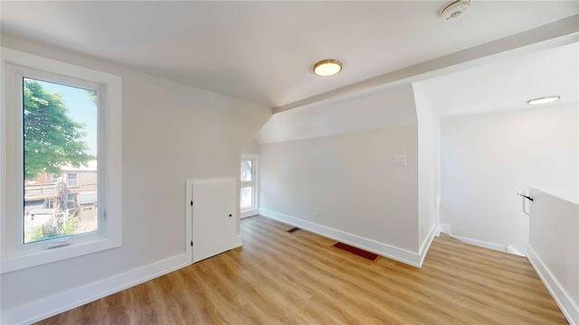 unit 2 - 320 Albany Ave, House detached with 2 bedrooms, 1 bathrooms and 1 parking in Toronto ON | Image 17