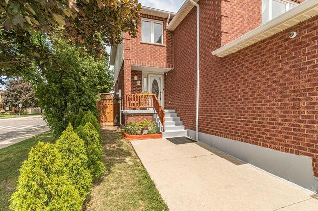 3 Cartier Cres, House detached with 3 bedrooms, 4 bathrooms and 6 parking in Hamilton ON | Image 36