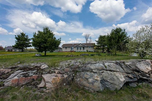13922 Hwy 522, House detached with 2 bedrooms, 1 bathrooms and 16 parking in Parry Sound, Unorganized, Centre Part ON | Image 1