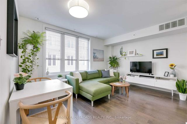 322 - 26 Douro St, Townhouse with 2 bedrooms, 2 bathrooms and 0 parking in Toronto ON | Image 20