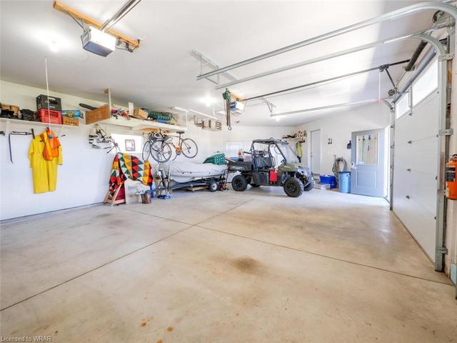 oversized 3 car garage -heated | Image 26