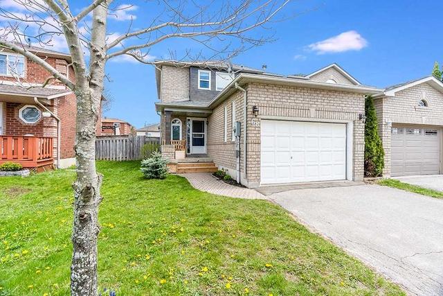 68 Rundle Cres, House attached with 3 bedrooms, 3 bathrooms and 3 parking in Barrie ON | Image 1