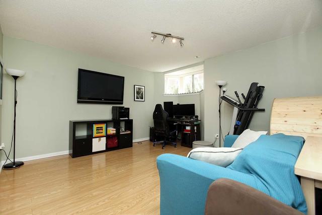 517 - 83 Mondeo Dr, Townhouse with 3 bedrooms, 3 bathrooms and 2 parking in Toronto ON | Image 17