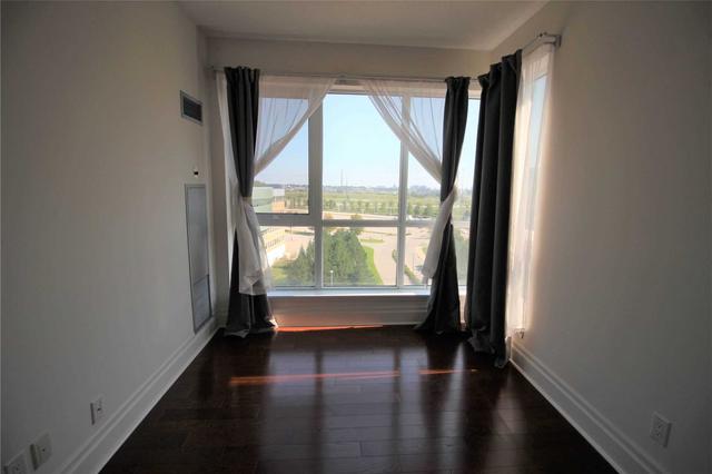 805 - 1 Upper Duke Cres, Condo with 2 bedrooms, 2 bathrooms and 1 parking in Markham ON | Image 3
