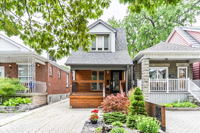 61 Aldwych Ave, House detached with 3 bedrooms, 3 bathrooms and 1 parking in Toronto ON | Image 1