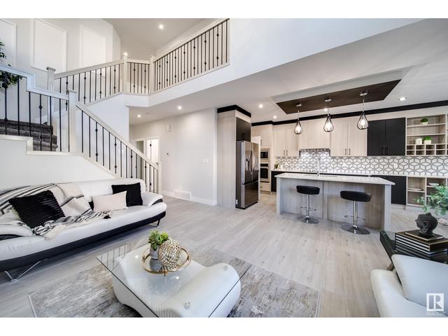 16915 47 St Nw, House detached with 4 bedrooms, 3 bathrooms and null parking in Edmonton AB | Image 7
