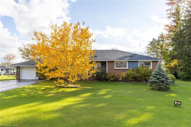 24 Maple Leaf Avenue S, House detached with 3 bedrooms, 2 bathrooms and 7 parking in Fort Erie ON | Image 20