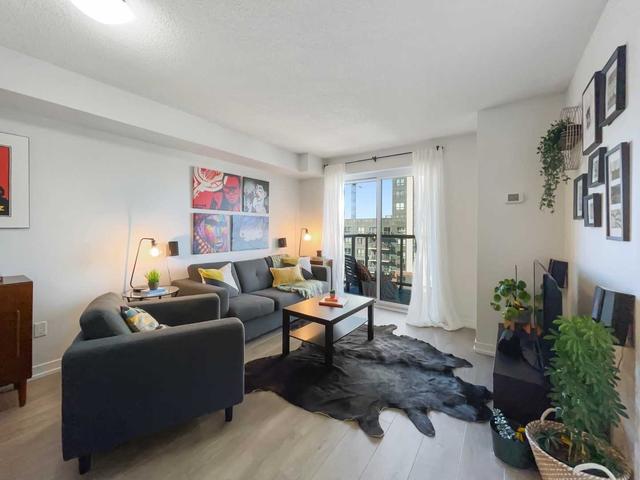 907 - 1410 Dupont St, Condo with 1 bedrooms, 1 bathrooms and 1 parking in Toronto ON | Image 1