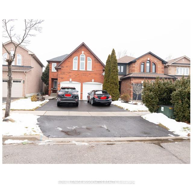 3682 Indigo Cres N, House detached with 2 bedrooms, 1 bathrooms and 1 parking in Mississauga ON | Image 1