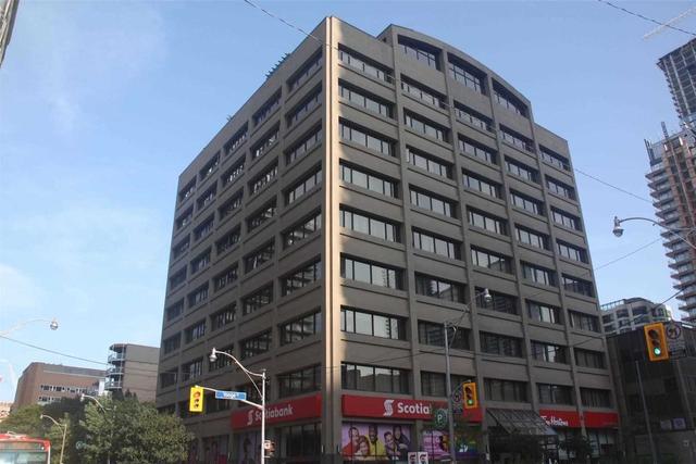 310 - 555 Yonge St, Condo with 2 bedrooms, 2 bathrooms and 0 parking in Toronto ON | Image 1
