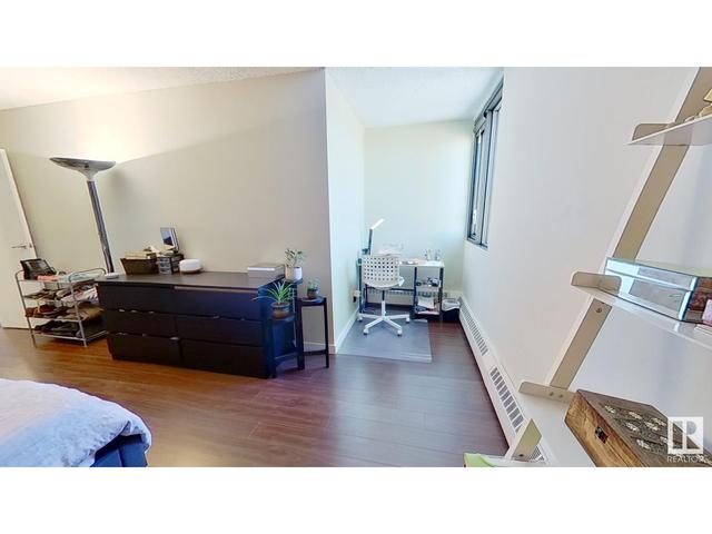 1002 - 10145 109 St Nw, Condo with 2 bedrooms, 1 bathrooms and 1 parking in Edmonton AB | Image 14