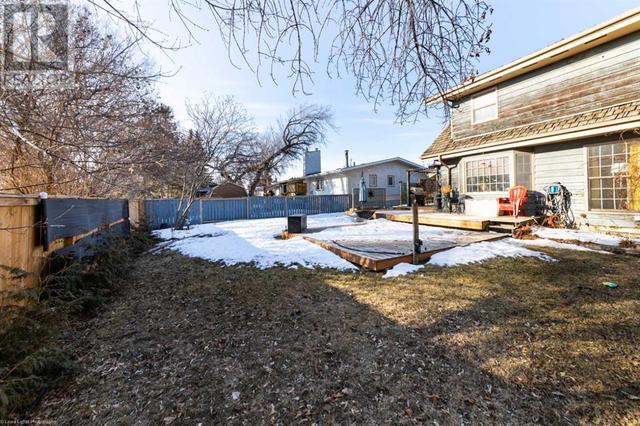 3307 55a Avenue, House detached with 6 bedrooms, 3 bathrooms and 2 parking in Lloydminster (Part) AB | Image 7