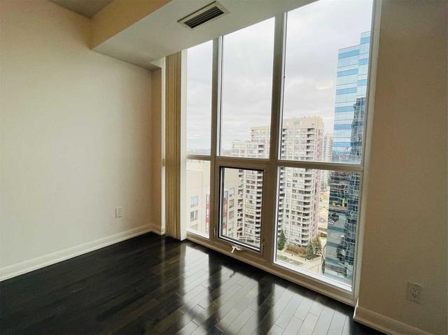 2110 - 5791 Yonge St, Condo with 2 bedrooms, 1 bathrooms and 1 parking in Toronto ON | Image 9