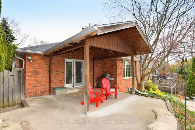 main - 258 Shoreacres Rd, House detached with 3 bedrooms, 2 bathrooms and 12 parking in Burlington ON | Image 19